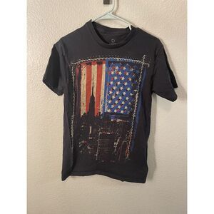 Liquid Blue NYC In American Flag Short Sleeve Black T-Shirt Men's‎ Small